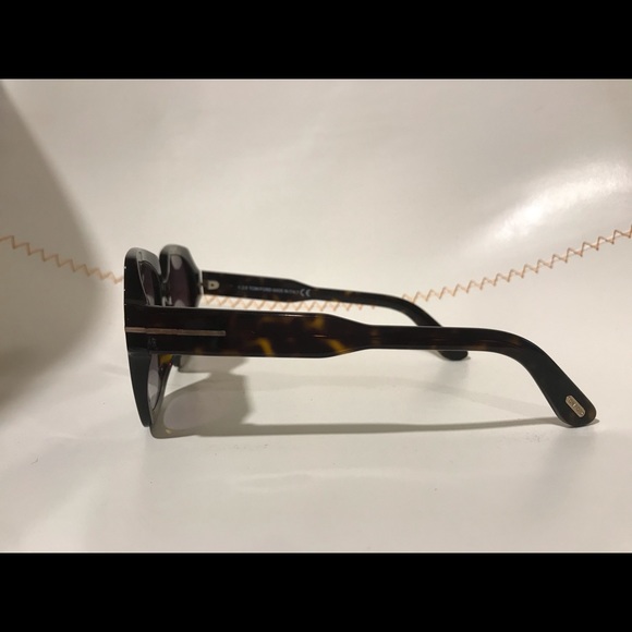 Tom Ford Sunglasses (Autumn) - Picture 2 of 2